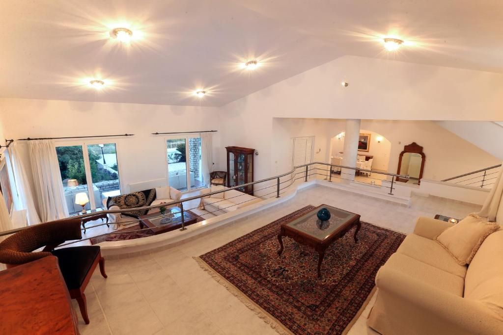 Corfu Luxury Villa Paloma фото 3