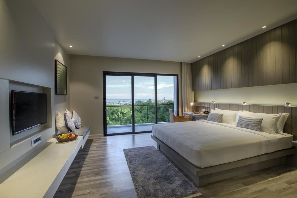 Hotel IKON Phuket фото 4