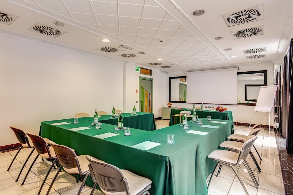 IH Hotels Milano Puccini фото 22