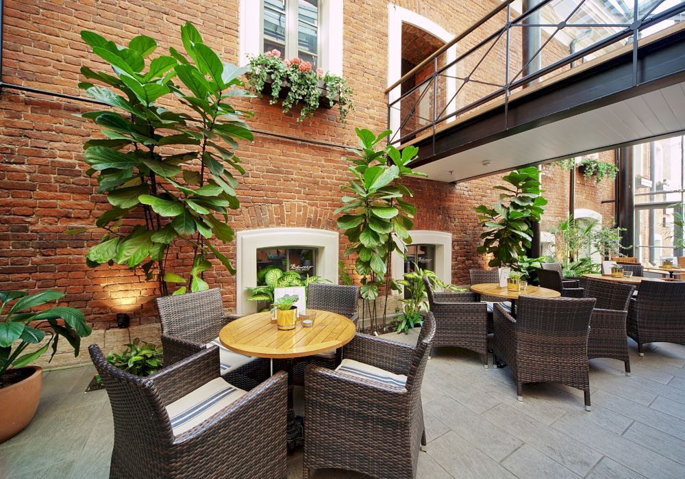 Palace Bridge Hotel фото 27