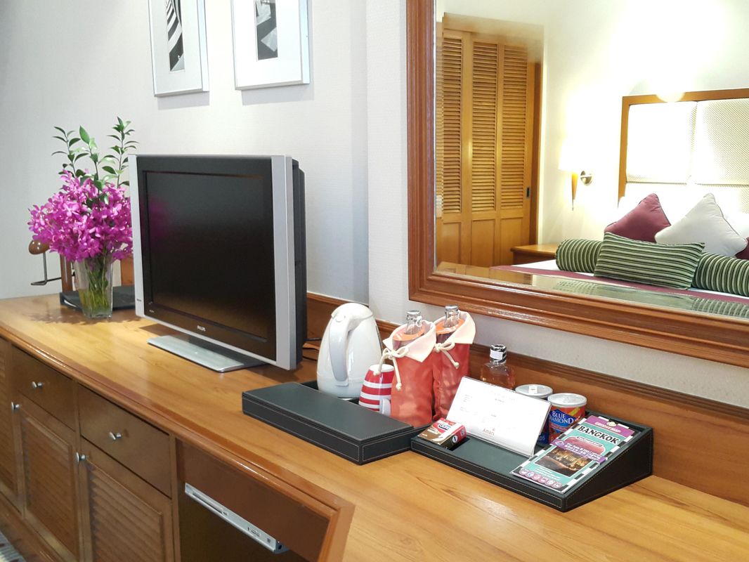 Boulevard Hotel Bangkok Sukhumvit фото 15