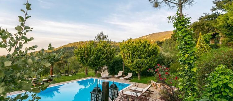 Фото отеля Olympos Mountain Lodge