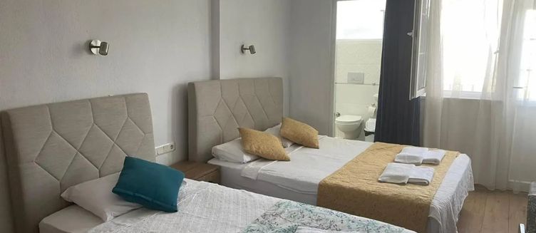 Фото отеля Tugay Hotel