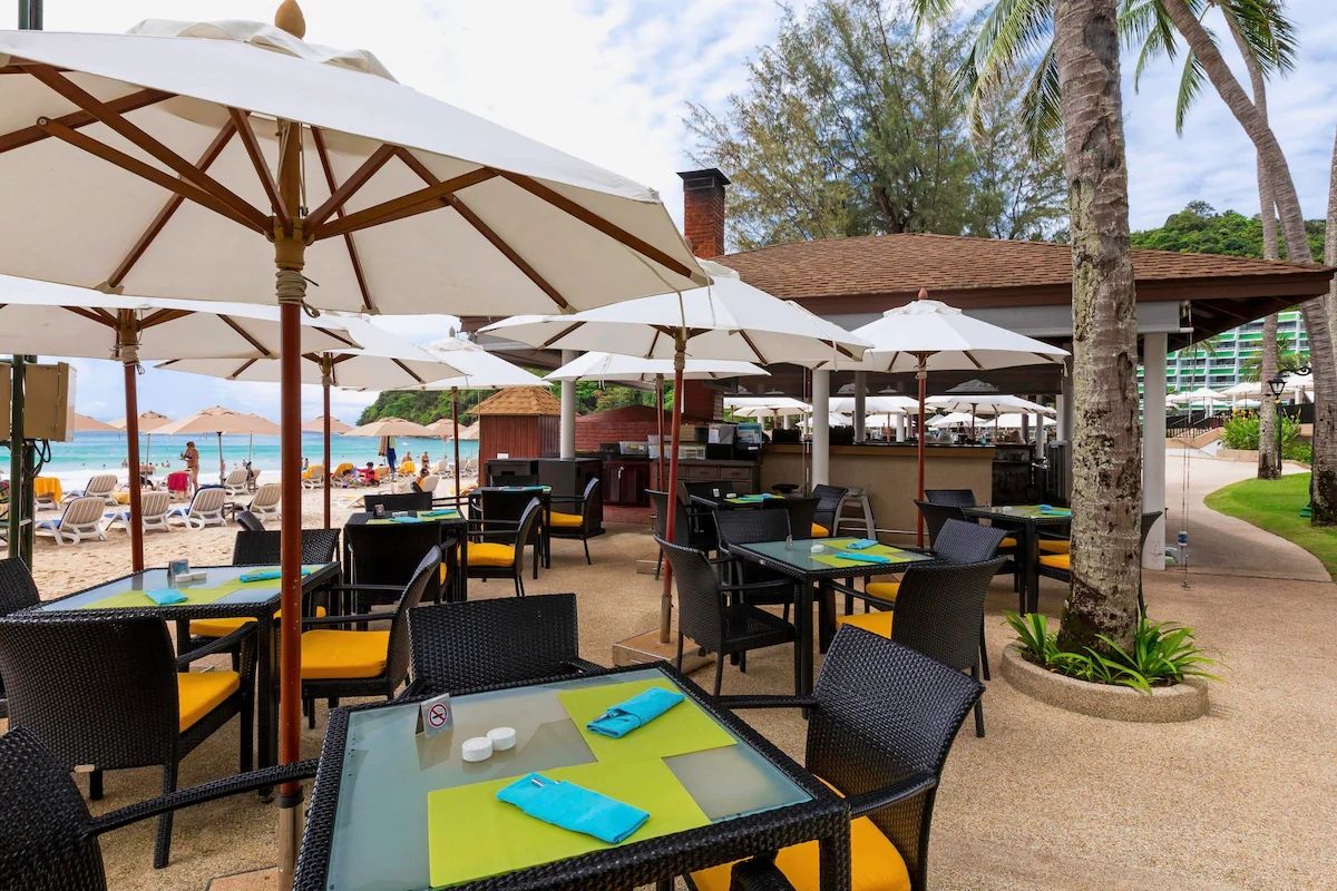 Le Meridien Phuket Beach Resort фото 17