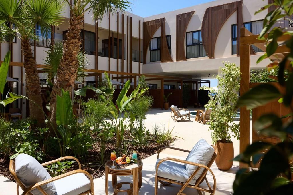 Mr & Mrs White Crete Lounge Resort & Spa фото 8