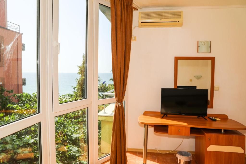 Hotel Sofia Beach фото 8