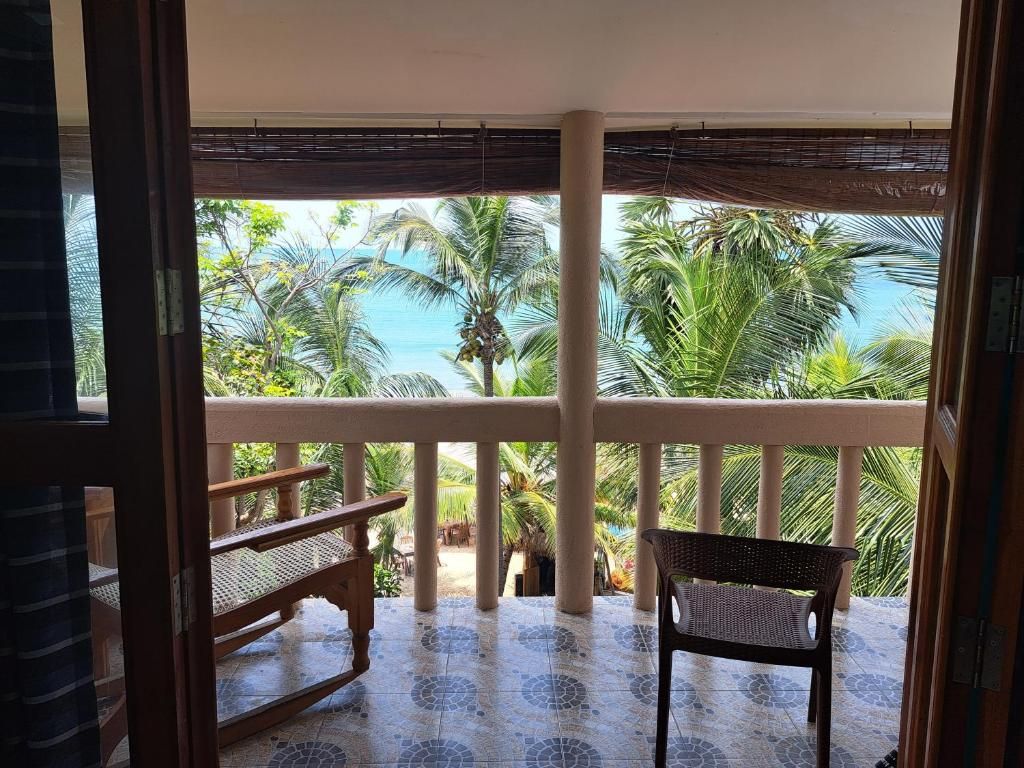 Guest House «The Surf Access Guest House» фото 37