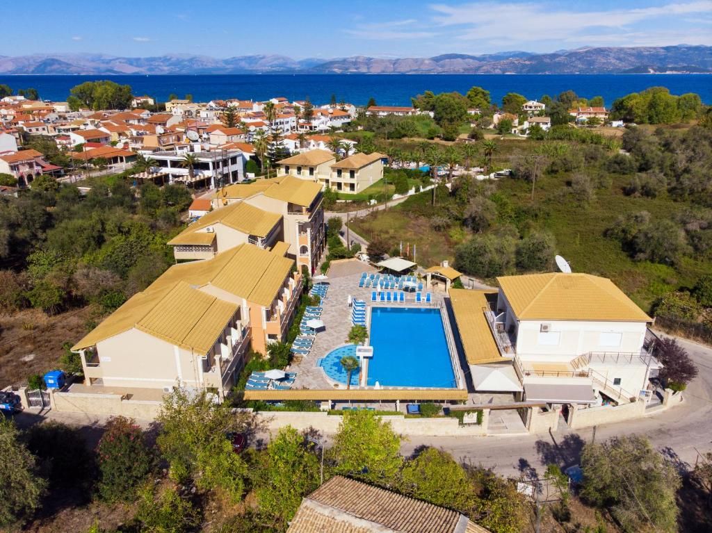Kavos Plaza фото 2