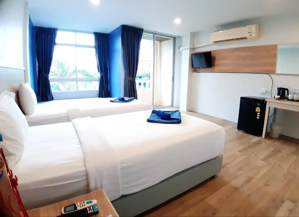 Karon Living Room Hotel фото 3