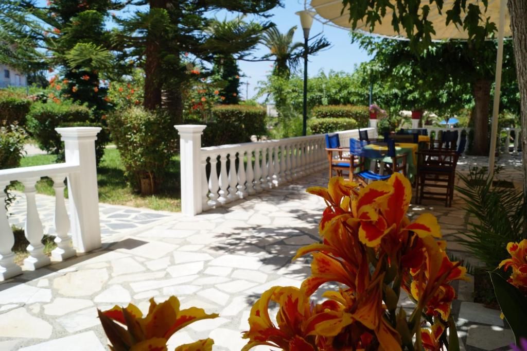 Brati Arcoudi Hotel фото 15