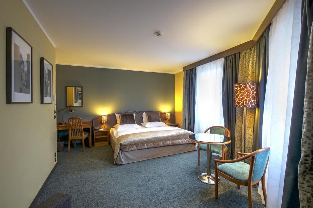 Plaza Prague Hotel фото 9