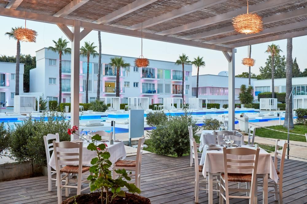 So White Club Resort фото 32