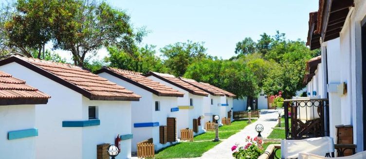 Фото отеля Maya Bistro Hotel & Beach
