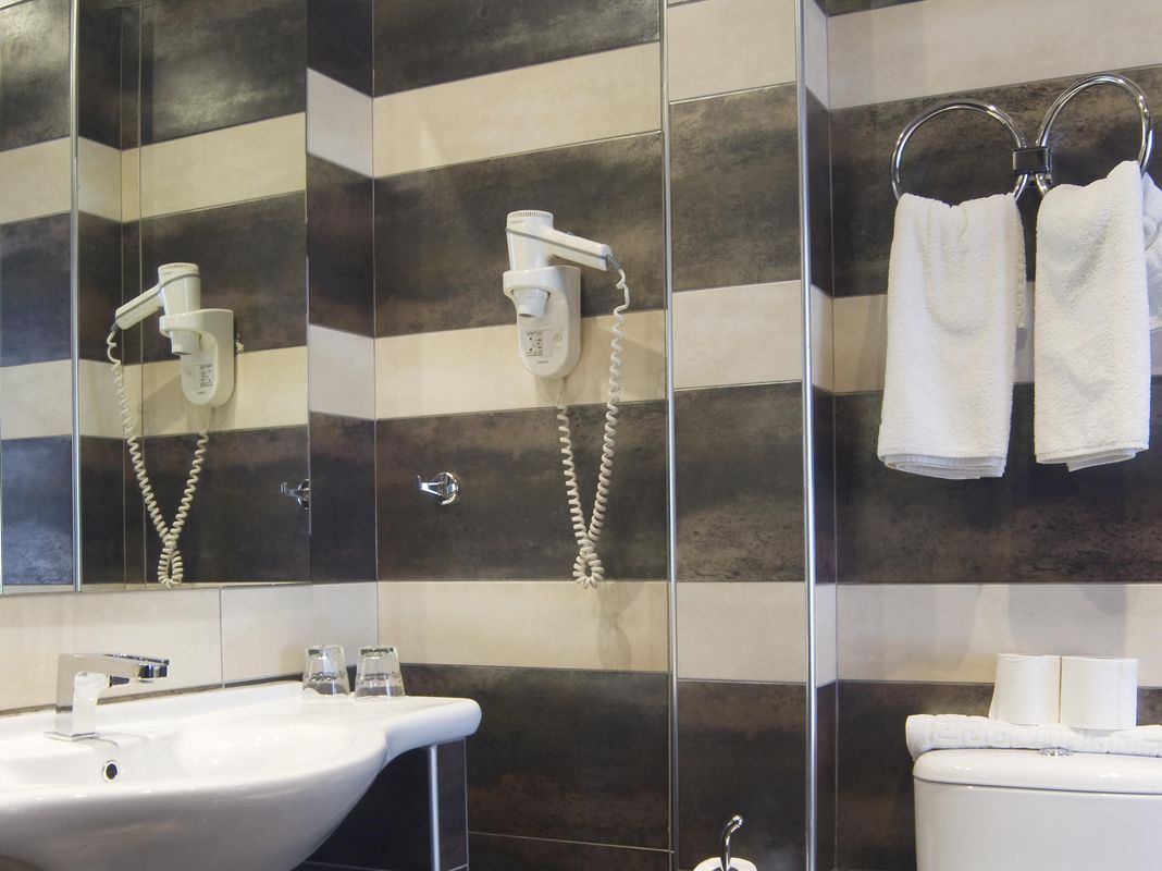 Areos Hotel фото 2