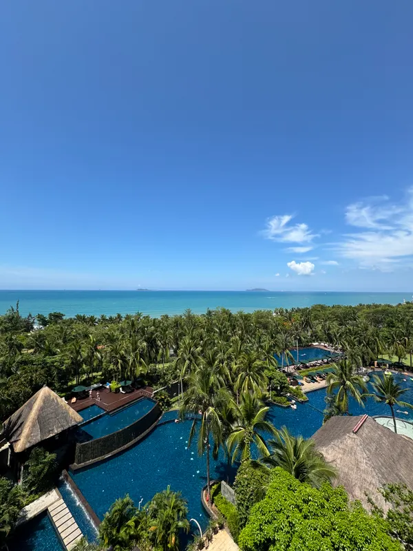 Pullman Oceanview Sanya Bay Resort & Spa фото 47
