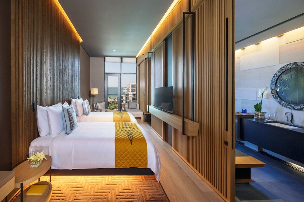 Bluewaters Beach Hotel фото 53