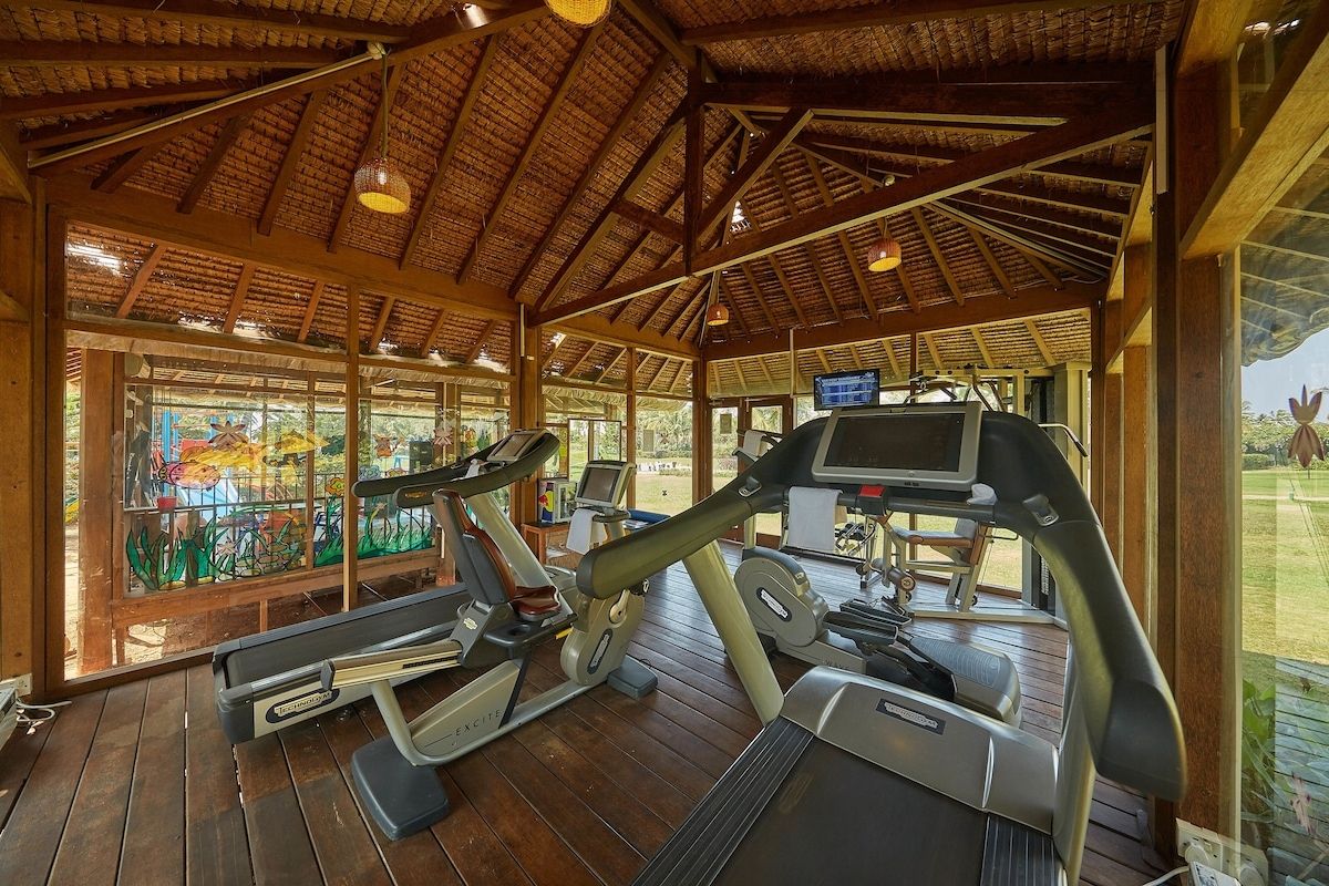 Royal Orchid Beach Resort & Spa, Goa фото 25