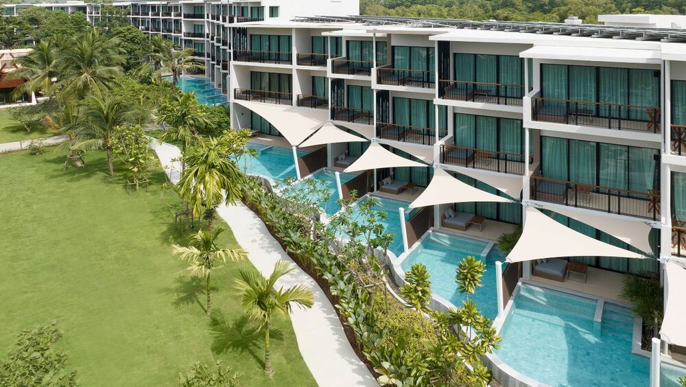 Le Meridien Phuket Mai Khao Beach Resort фото 39