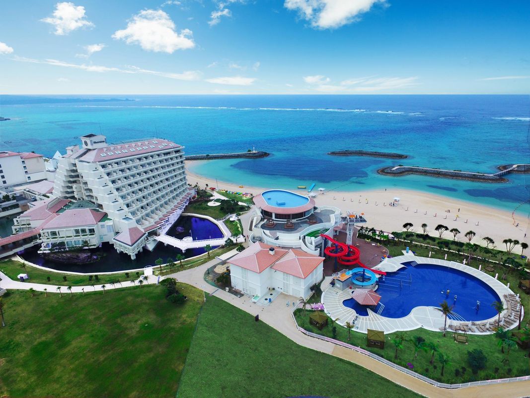 Sheraton Okinawa Sunmarina Resort фото 31
