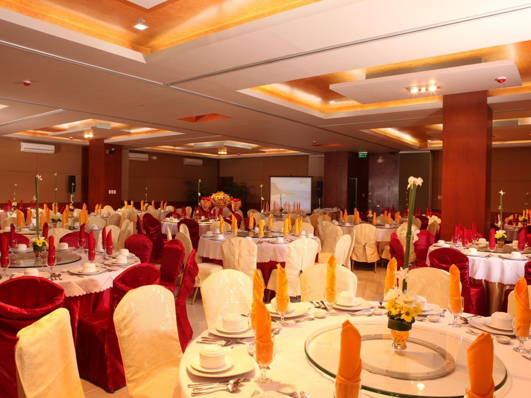 Allure Hotel & Suites фото 13