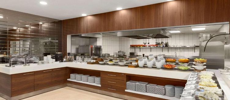 Фото отеля Ramada Encore by Wyndham Istanbul Kartal