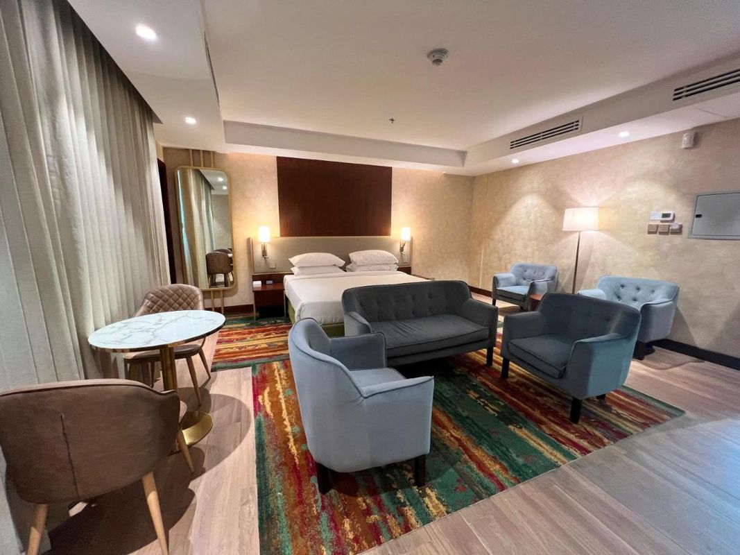 City Seasons Suites фото 4