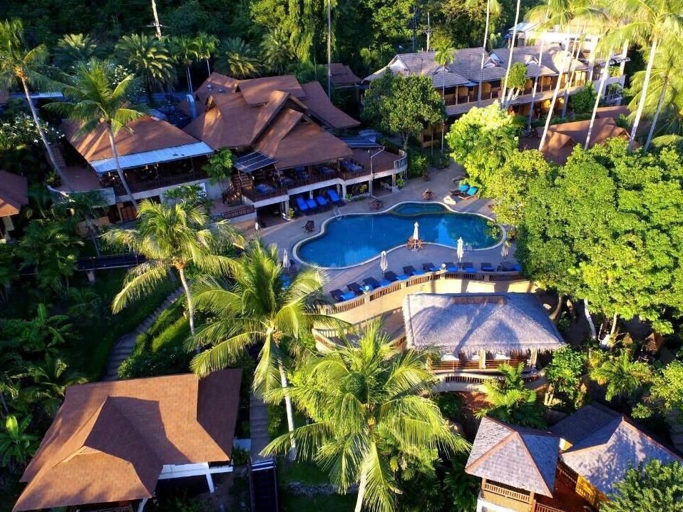 Coral Cliff Beach Resort Samui фото 23