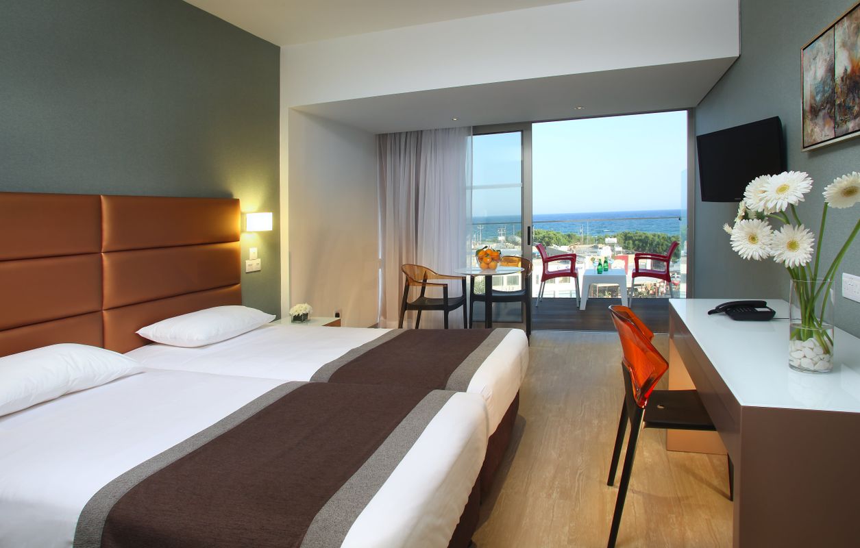 Faros Hotel фото 3
