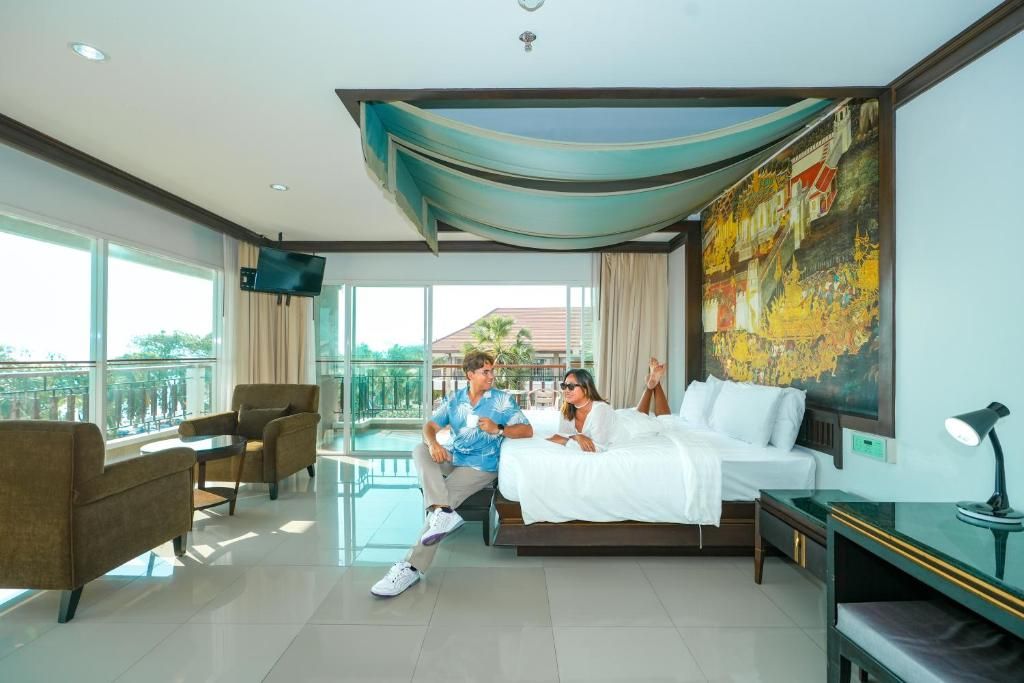 Welcome World Beachfront Resort фото 72