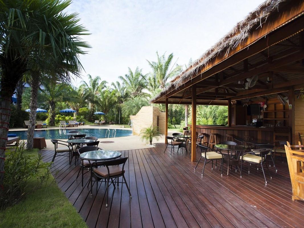 Chaba Kata Beach Hotel фото 32