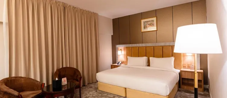 Фото отеля Luxe Grand Hotel