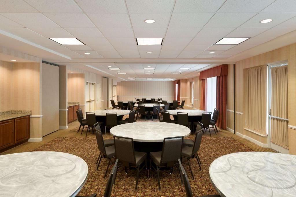 Hilton Garden Inn Chicago/Oakbrook Terrace фото 4