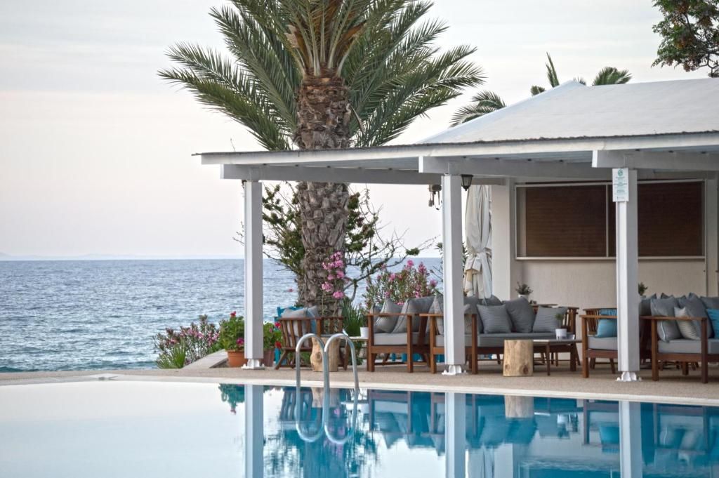 Crystal Springs Beach Hotel фото 42
