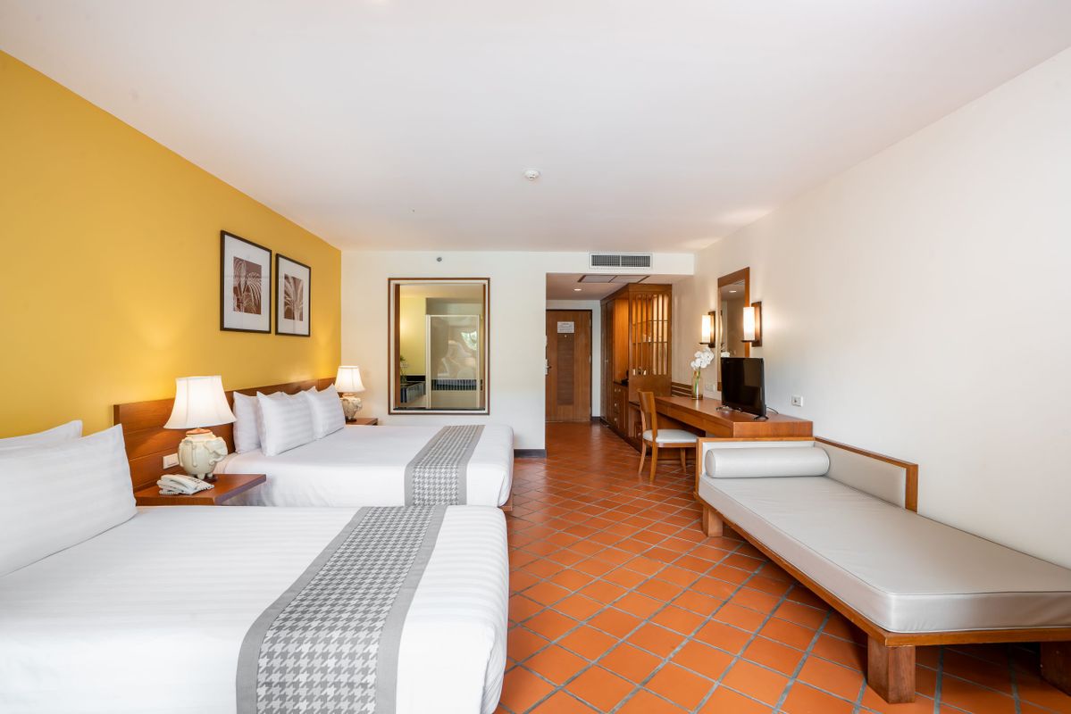 Naithonburi Beach Resort фото 172