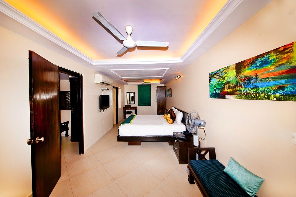The Baga Marina Beach Resort фото 26