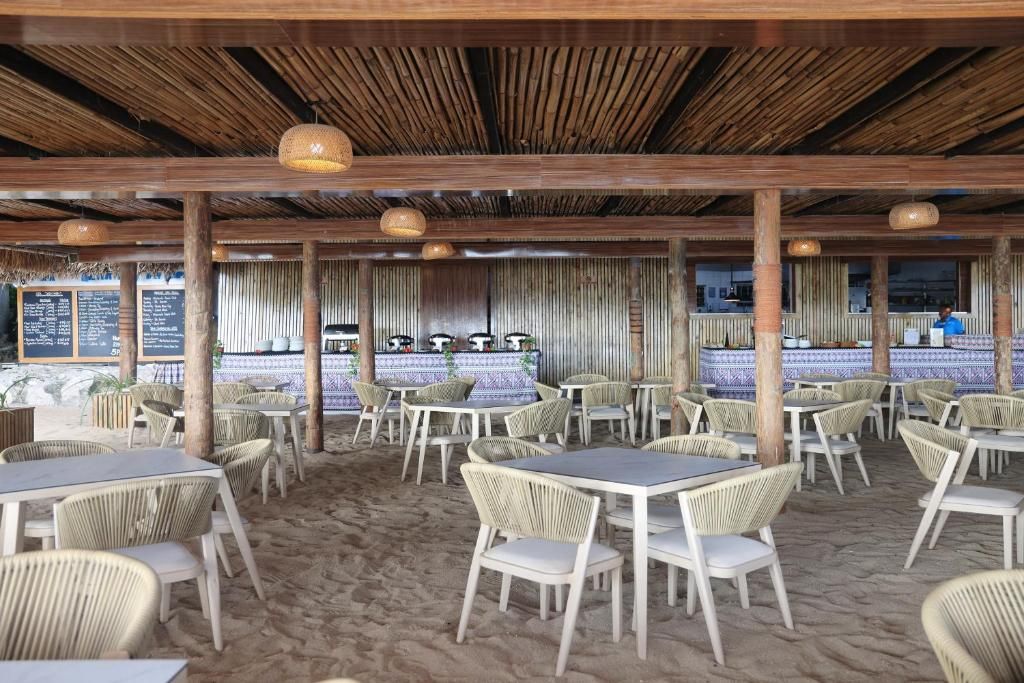 Beachcomber Island Resort фото 43
