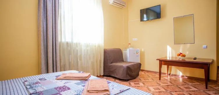 Фото отеля Апельсин Гостевой Дом