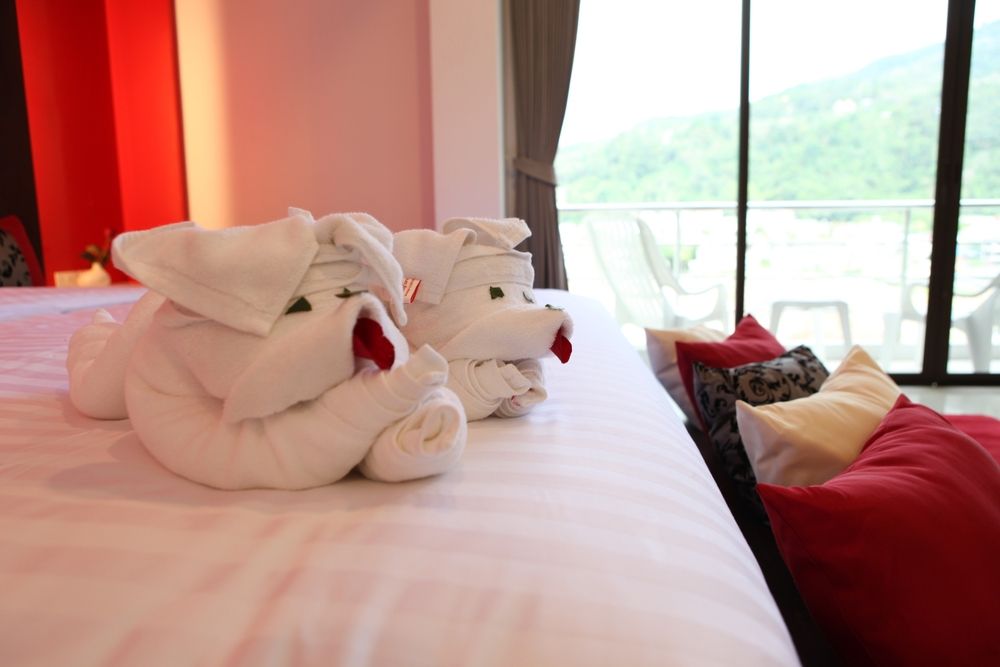 Alfresco Phuket Hotel фото 35