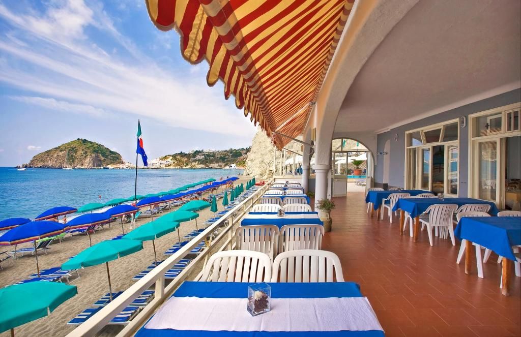 Hotel Vittorio Beach Resort фото 4