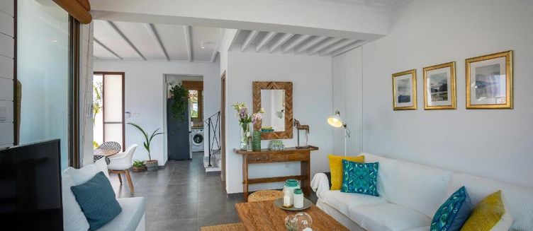 Фото отеля Louis Chris Le Mare Villa