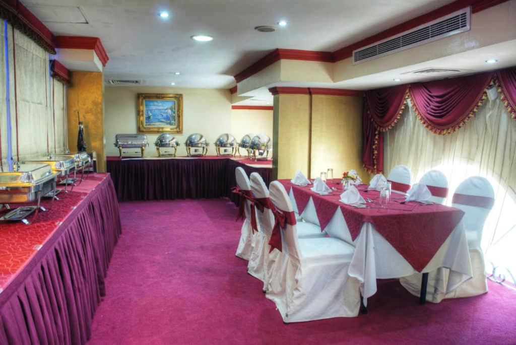 Al Maha Regency Hotel Suites фото 22