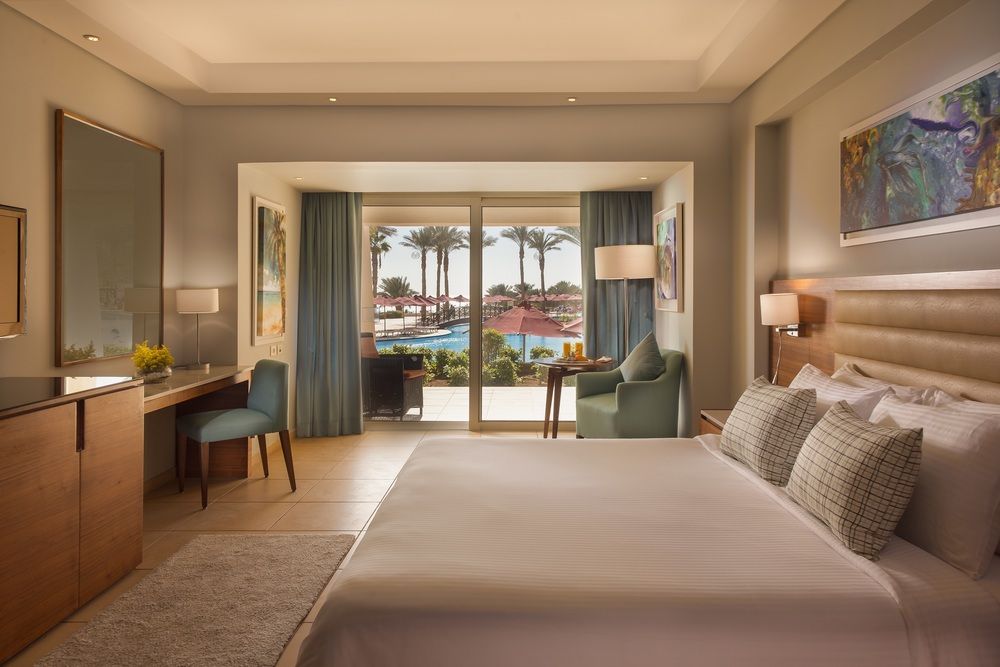 Grand Rotana Resort & Spa фото 131