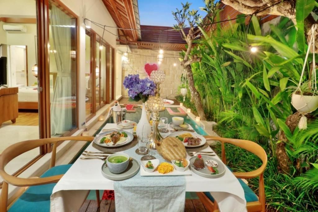 Aksari Villa Seminyak фото 13