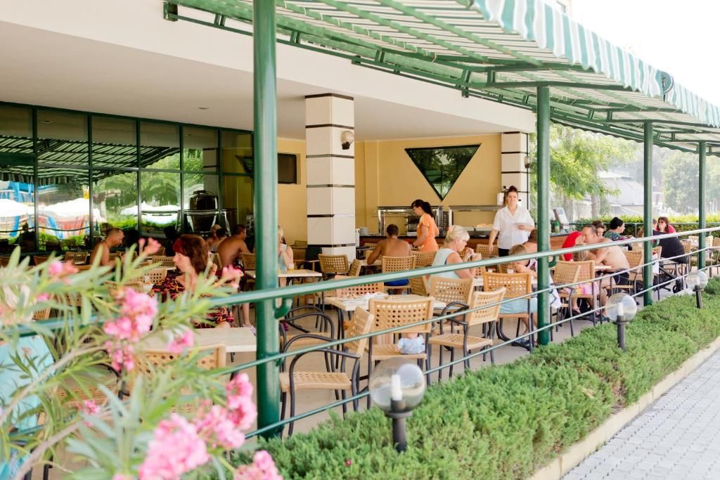 DIT Evrika Beach Club Hotel фото 31