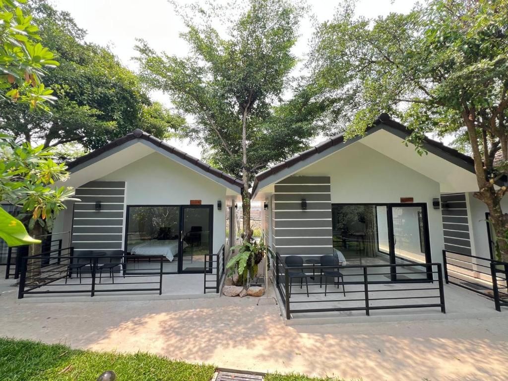 Sandy Clay Bungalows фото 13