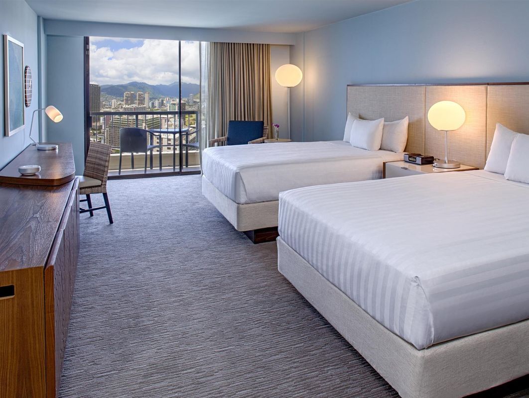 Hyatt Regency Waikiki Beach Resort and Spa фото 3