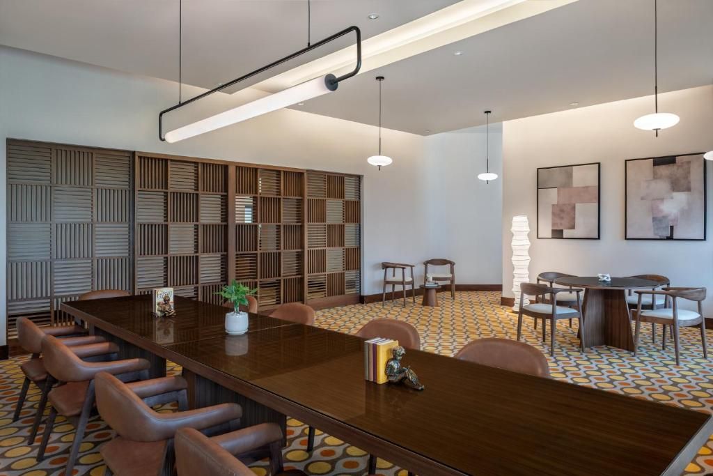 Staybridge Suites Abu Dhabi Yas Island by IHG фото 25