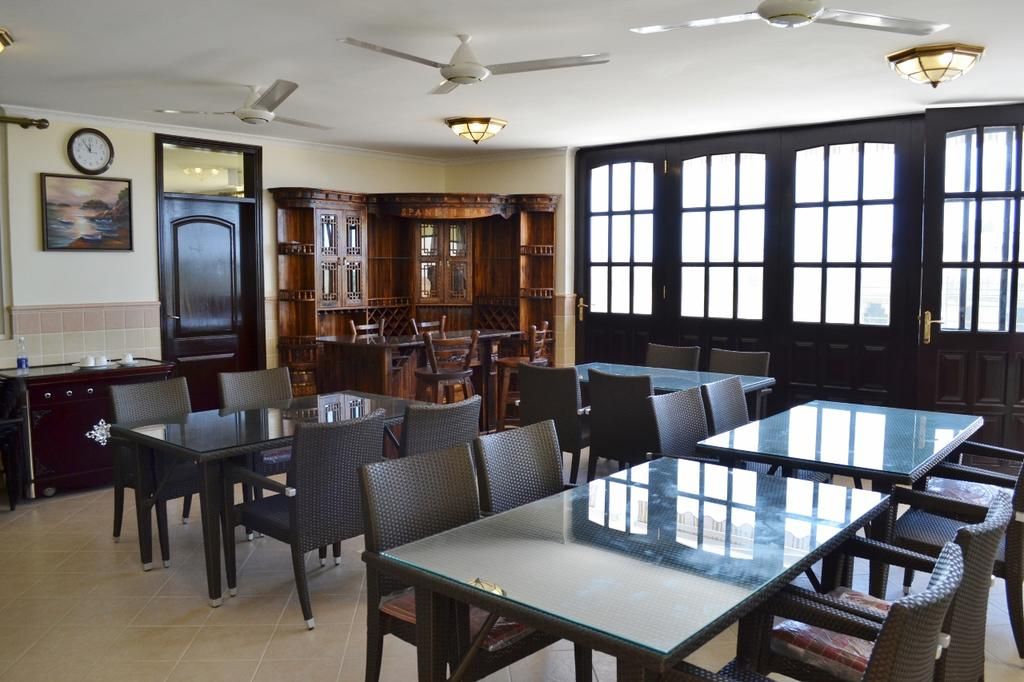 Island Paradise Inn фото 2