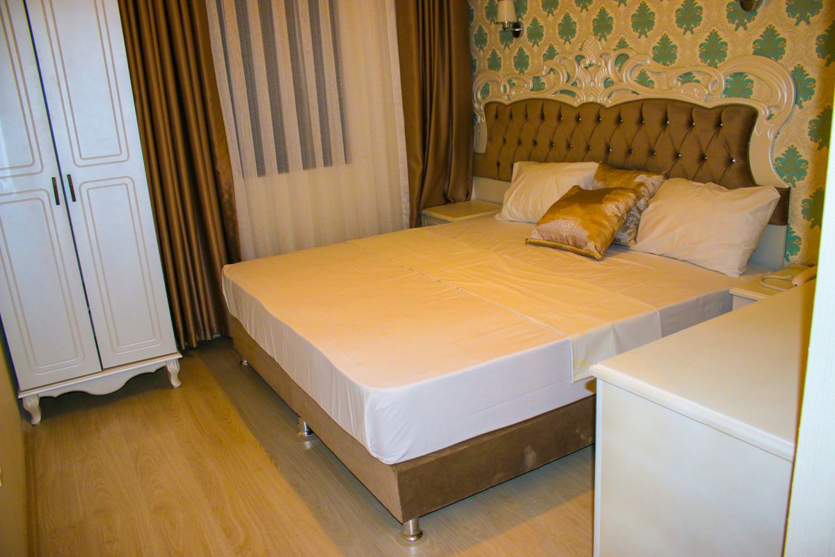 Deluxe Newport Hotel фото 4