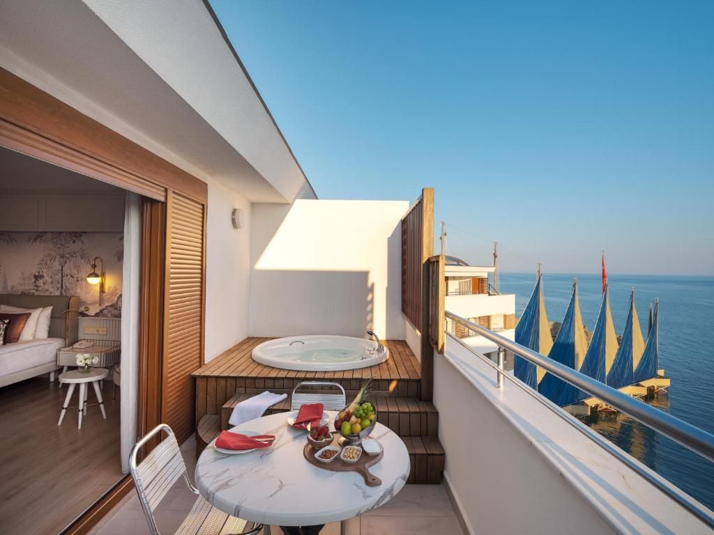 Adin Beach Hotel фото 32